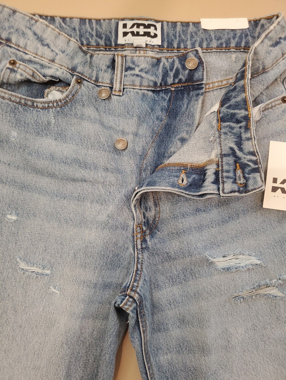 NWT KBB By Kahlana Women's Light Wash High-Rise Straight Leg Jeans Size 4 - Picture 11 of 13